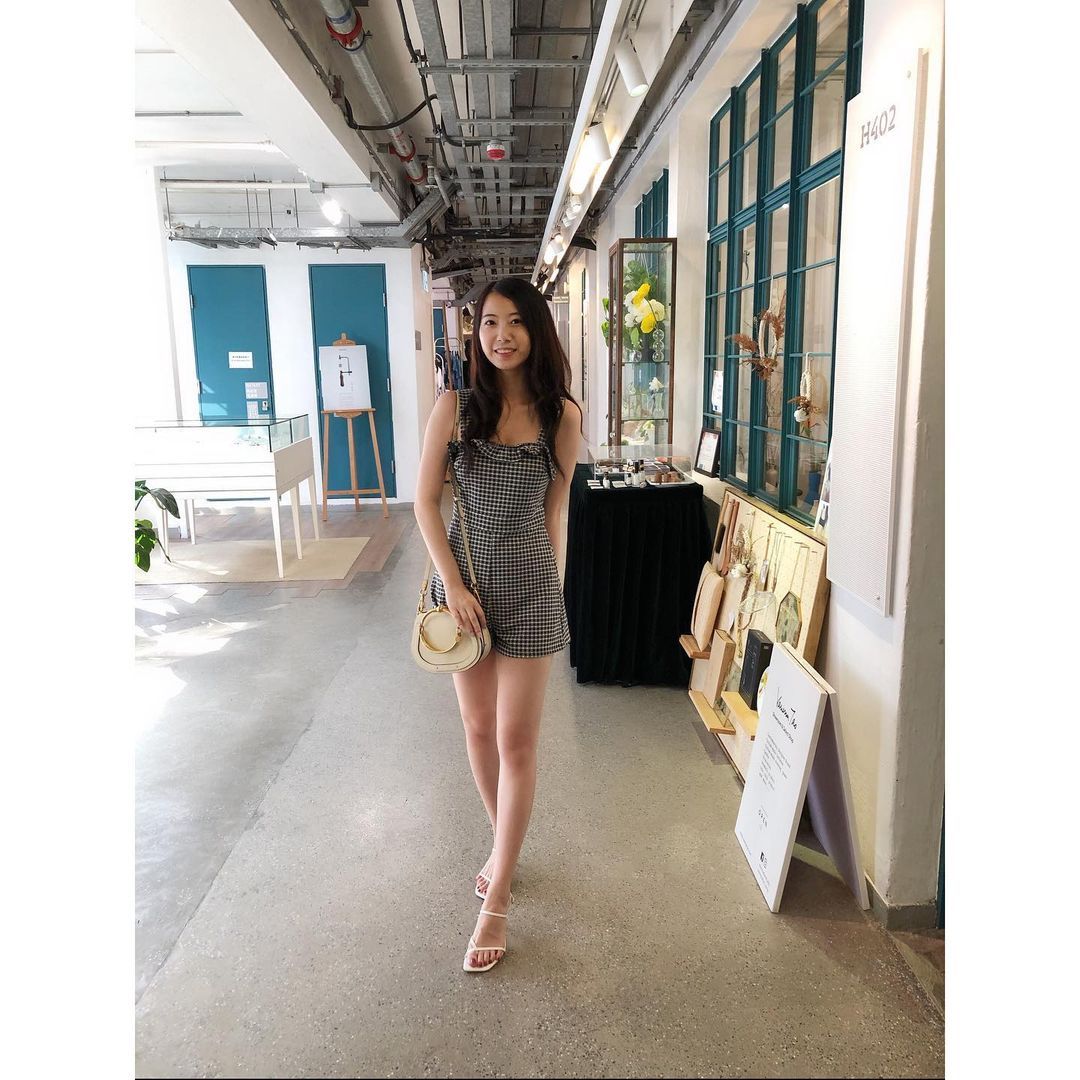 男校白滑長腿Miss